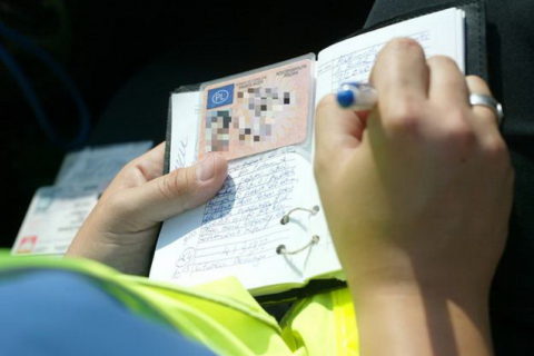 Od września bez mandatu za szybką jazdę? Wszystko przez brak nowych bloczków mandatowych