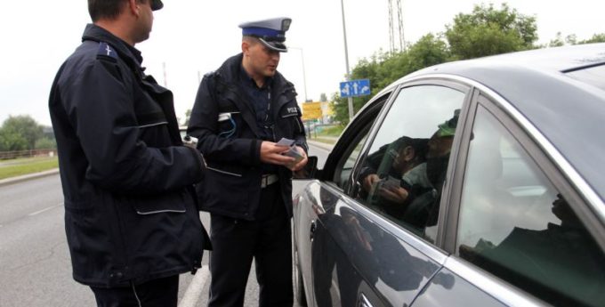 1 października dowód rejestracyjny i ubezpieczenie możesz schować do szuflady