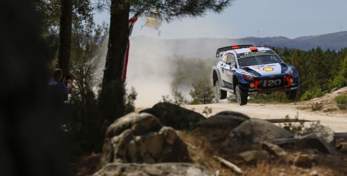 Pojedzie Paddon, zabraknie Sordo. Czy to rozważna decyzja Hyundaia?