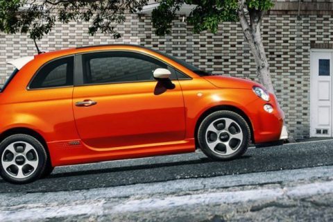 Włoski rząd chce miliona EV na drogach do 2022 r.