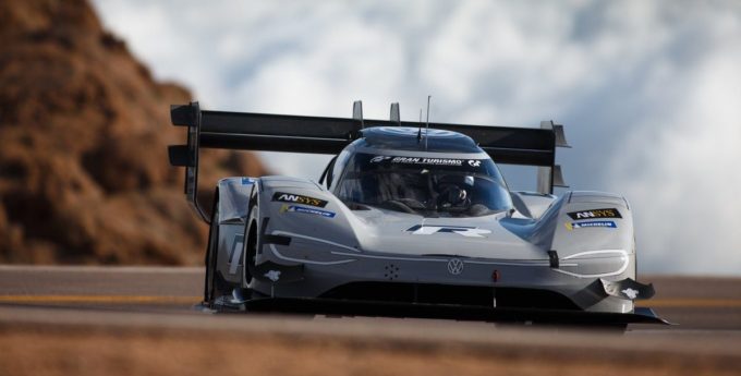 Romain Dumas w Volkswagenie I.D. R bije rekord wszech czasów na Pikes Peak