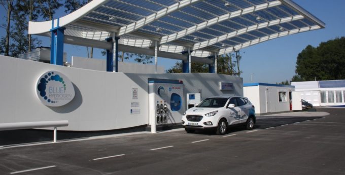 Citroën, Peugeot i Renault stawiają na EV, a rząd Francji na pojazdy wodorowe