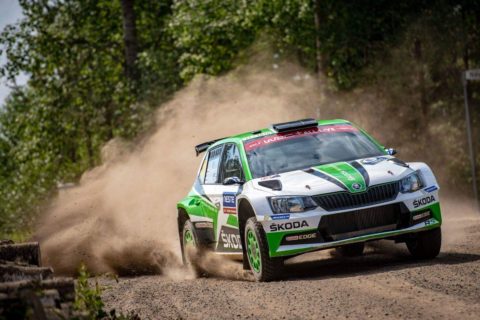 Rajd Finlandii: Rovanpera odjechał rywalom, Pieniążek w top 10
