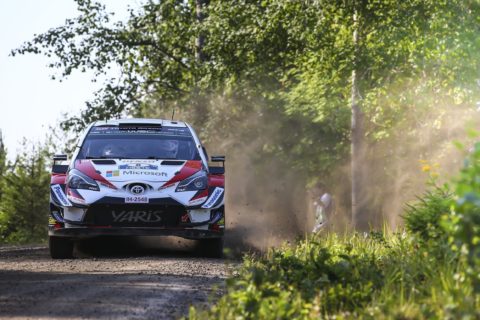 Rajd Finlandii: Remis na 20 kilometrach. Østberg wciąż o włos przed faworytem
