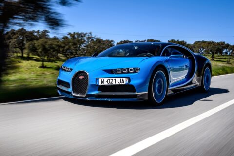 Bugatti Chiron spalanie