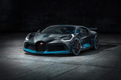 Bugatti Divo ujrzało światło dzienne. Z 20 mln złotych troszkę by zabrakło