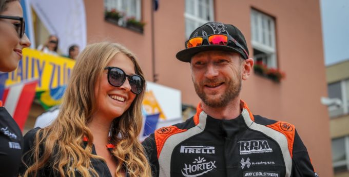 Rajd Barum: Kopecky łapie kapcia. Łukjaniuk nowym liderem