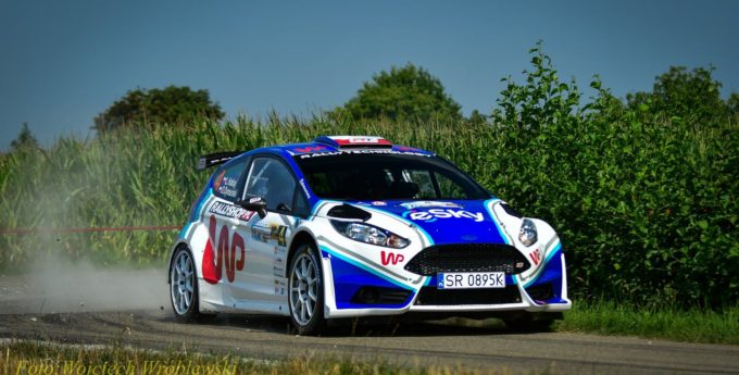 Griazin jedzie bezbłędnie, polscy kierowcy są tłem dla Rosjanina