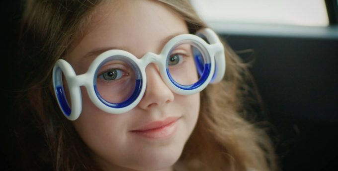 Powstały pierwsze okulary na chorobę lokomocyjną. Ich skuteczność jest zaskakująca