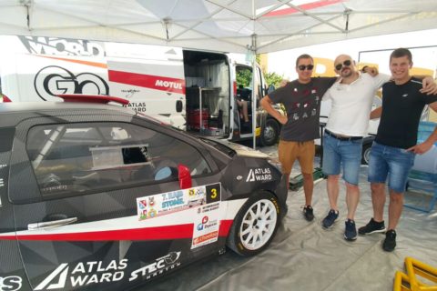 Rajd Stomil: Kasperczyk podkręca tempo. Zbroja niezniszczalny w ośce