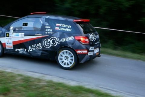 Rajd Stomil: Kasperczyk nie odpuścił. Zbroja wygrywa w debiucie