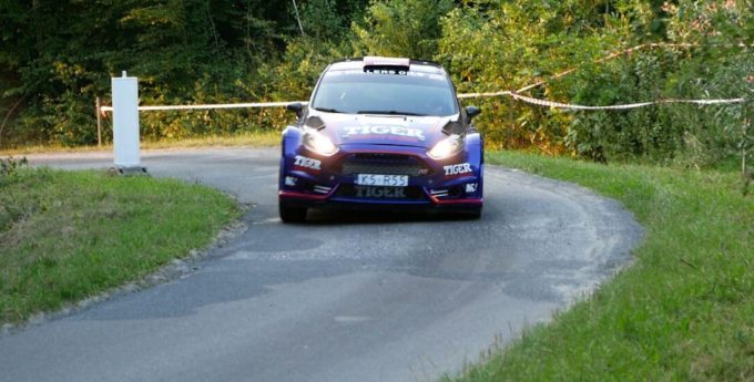 Rajd Stomil: Kasperczyk o krok przed Marczykiem po sobocie