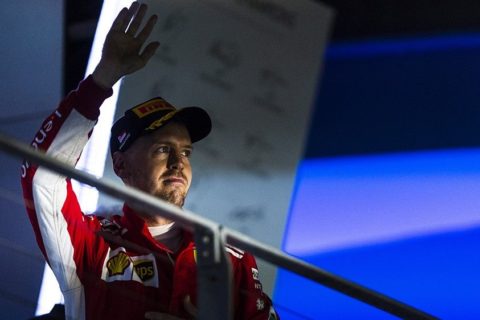 Vettel za słaby występ obwinia strategię Ferrari