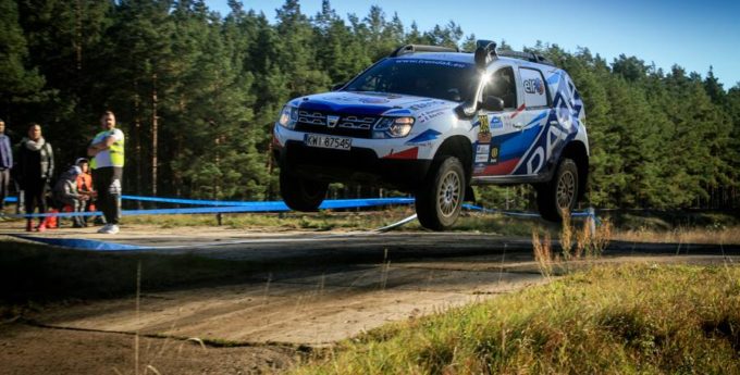Dacia Duster Cup: Wicentowicz i Boba kończą sezon zwycięstwem w Baja Szczecinek