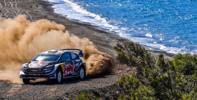 Rajd Turcji: Ogier walczy o top10, Neuville oszczędza opony