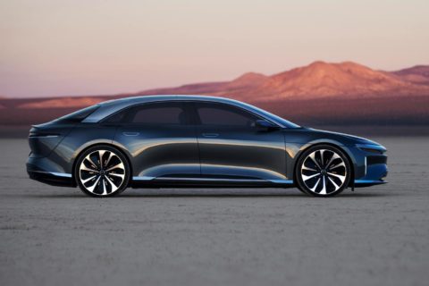 Miliard petrodolarów dla rywala Tesli – Lucid