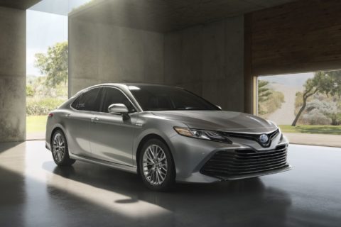 Toyota Camry zadebiutowała w Europie