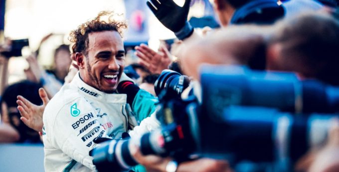 F1, GP Meksyku: Hamilton zabezpiecza piąte mistrzostwo świata. Dogonił legendę
