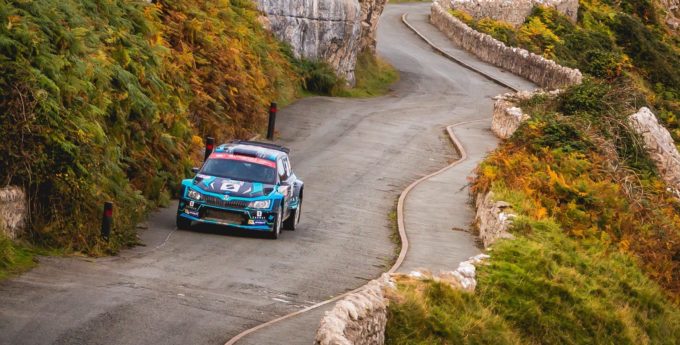 Pieniążek i Mazur zakończą sezon na mieszanej nawierzchni