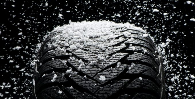 Węższe opony na zimę? Specjaliści postanowili rozwiać wątpliwości