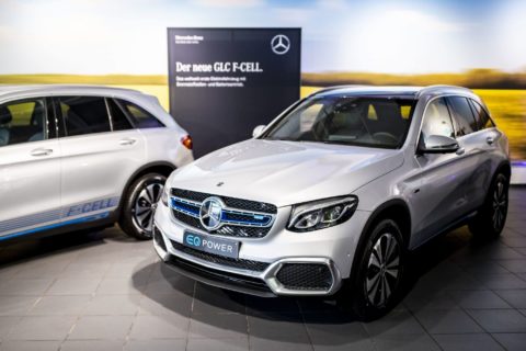 Mercedes dostarczył wybranym klientom pierwsze egzemplarze modelu GLC F-CELL