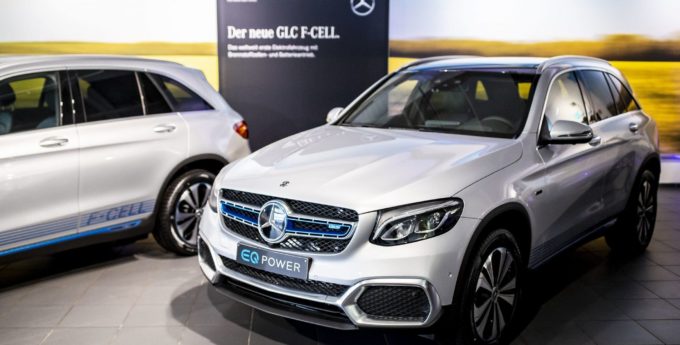 Mercedes dostarczył wybranym klientom pierwsze egzemplarze modelu GLC F-CELL