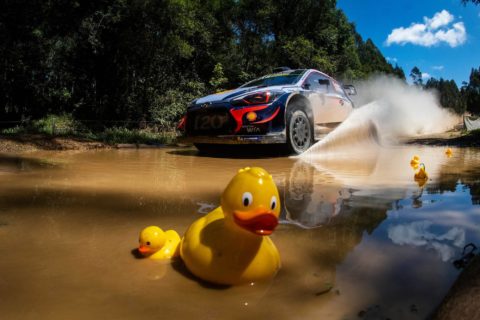 Rajd Australii: Pierwsza szóstka w 0,7 sekundy. Yarisy nie lubią wody