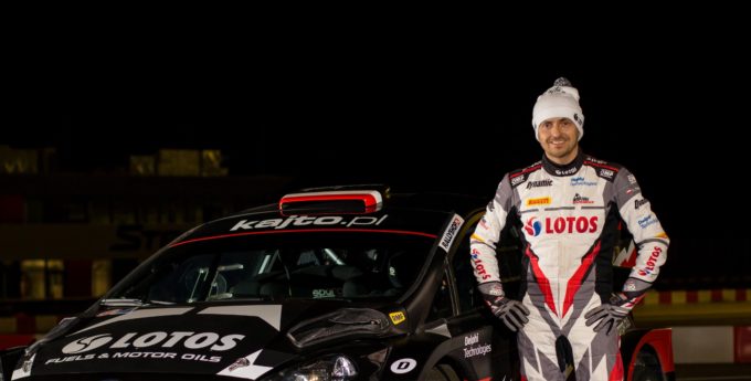 Rajd Barbórka: Kajetanowicz zwycięża po zamieszaniu na Bemowie