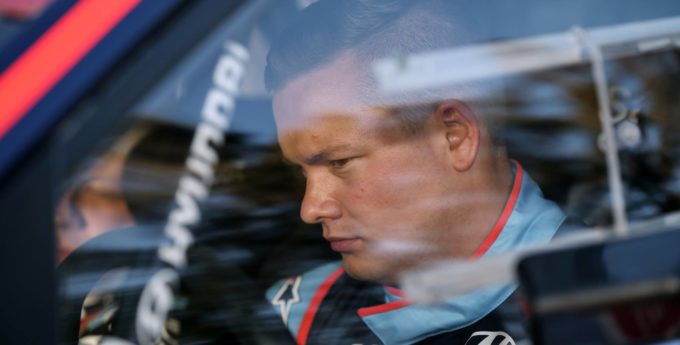 WRC: Huttunen w Fabii R5 po Pieniążku. Hyundai go skreślił?