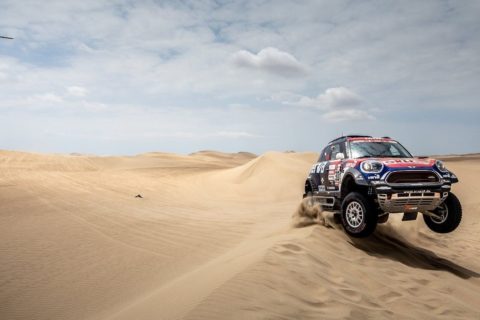 Rajd Dakar 2019: Trudny dzień Orlen Teamu. Przygoński z dwoma kapciami
