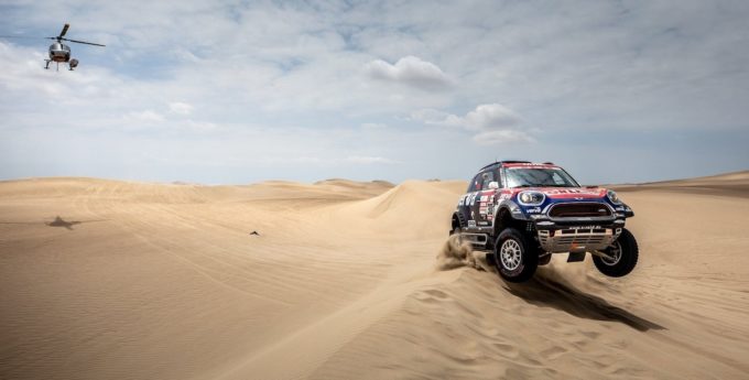 Rajd Dakar 2019: Trudny dzień Orlen Teamu. Przygoński z dwoma kapciami