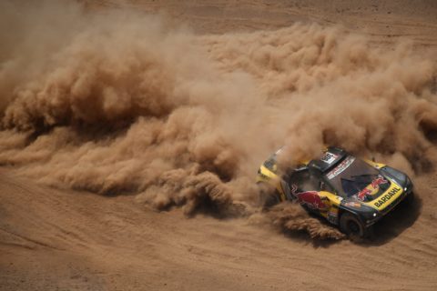 Rajd Dakar 2019: Loeb deklasuje rywali na piątym etapie