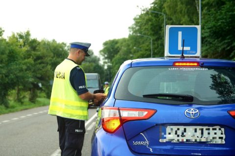 Po zakończeniu sądowego zakazu, zdawał egzamin po pijaku