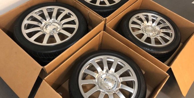 Komplet felg i opon do Bugatti Veyrona może być twój za $100 000