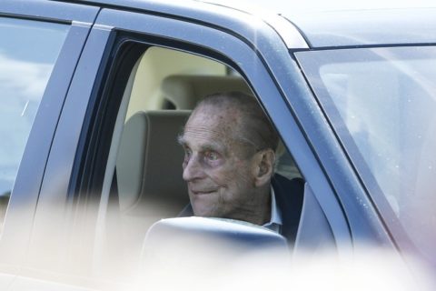 Monarcha może więcej? Brytyjka poszkodowana w wypadku oburzona