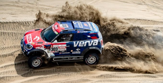 Kuba Przygoński zmienia pilota. W jego CV m.in. zwycięstwo w Rajdzie Dakar