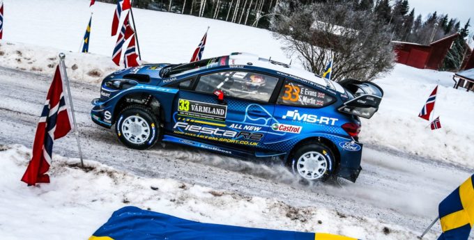 Rajd Szwecji: Evans dyktuje tempo. M-Sport Ford rządzi w lasach Varmland