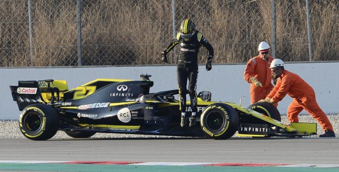 Testy F1, Barcelona: Najszybszy został na torze. FW42 wiele nie pojeździł