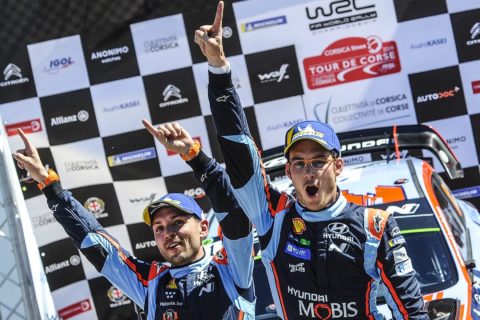 Rajd Korsyki: Dramatyczne zwycięstwo Neuville’a po kapciu Evansa. Podium Kajto