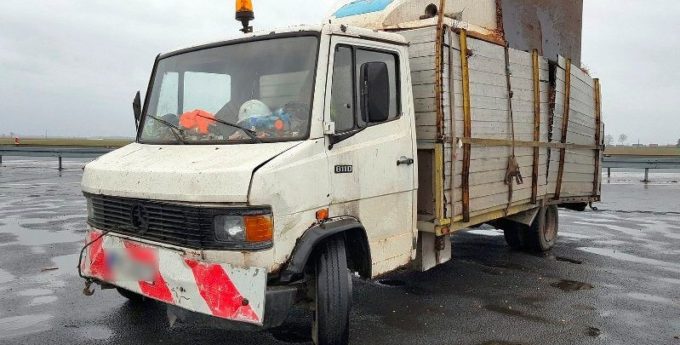 ITD zatrzymała do kontroli złom na kółkach. Kierowca „nie wiedział”, że nie może tym jeździć