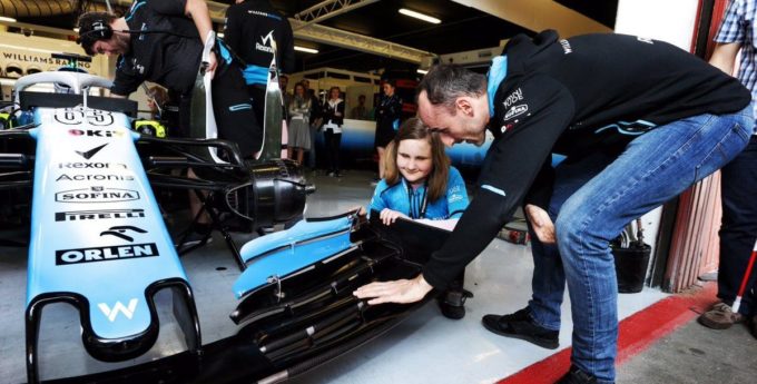 F1: Wyjątkowe gesty Orlenu. Julia zbadała samochód Kubicy
