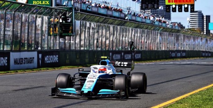 F1, Australia: Mercedesy dominują w 2. treningu, Kubica na szarym końcu