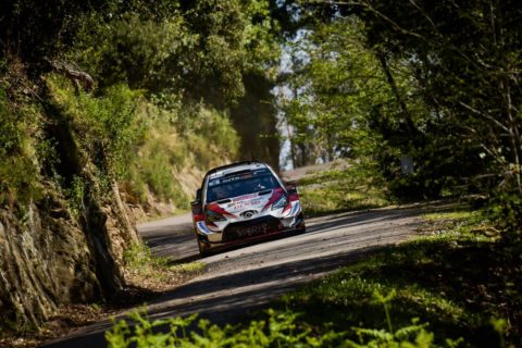Rajd Korsyki: Zmiana liderów w WRC, WRC 2 i WRC 2 Pro. Polacy walczą o zwycięstwo!