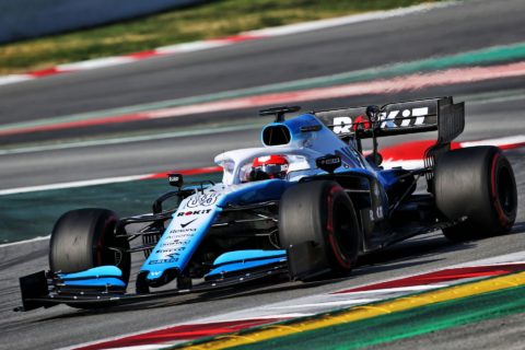 Testy F1, Barcelona: Kubica poprawia czasy