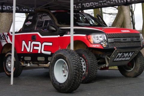 Wyczynowym Fordem F-150 Evo na podbój Europy, historycznym Porsche 911 na Rajd Safari