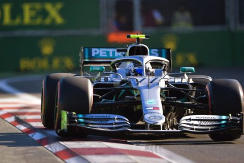 F1, GP Azerbejdżanu: Bottas wygrywa dramatyczne kwalifikacje. Mercedes kolejny raz bezkonkurencyjny