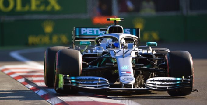 F1, GP Azerbejdżanu: Bottas wygrywa dramatyczne kwalifikacje. Mercedes kolejny raz bezkonkurencyjny