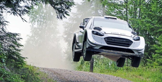 Primaaprilisowy żart stał się rzeczywistością. Młody talent poprowadził nowe WRC