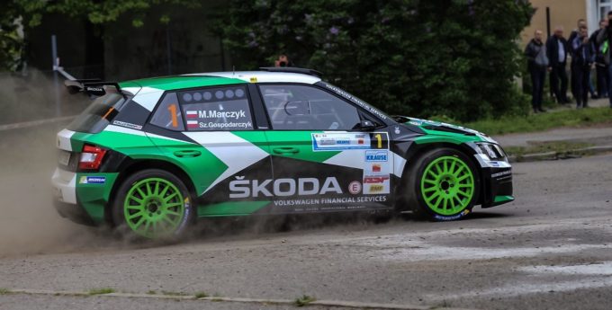 Rajd Świdnicki: Marczyk wychodzi na prowadzenie. Potężny dzwon Gabrysia