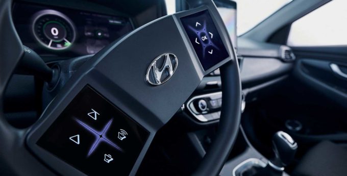 Hyundai przedstawił koncepcję kierownicy z ekranami (Video) 